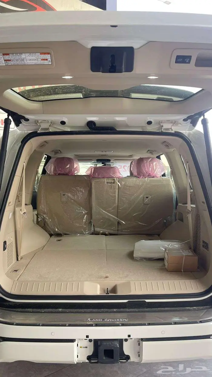 لاندكروزر GXR فل كامل وارد البريمي ابواب شفط 2025 13