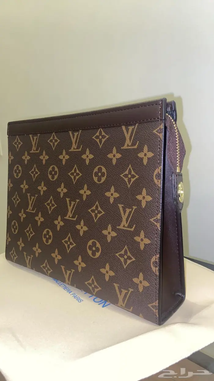 حقيبة باوتش LV استلام فوري 1