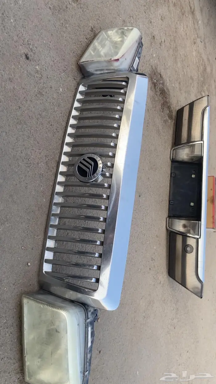 للبيع شمعات اماميه اصليه ماركيز2009 0