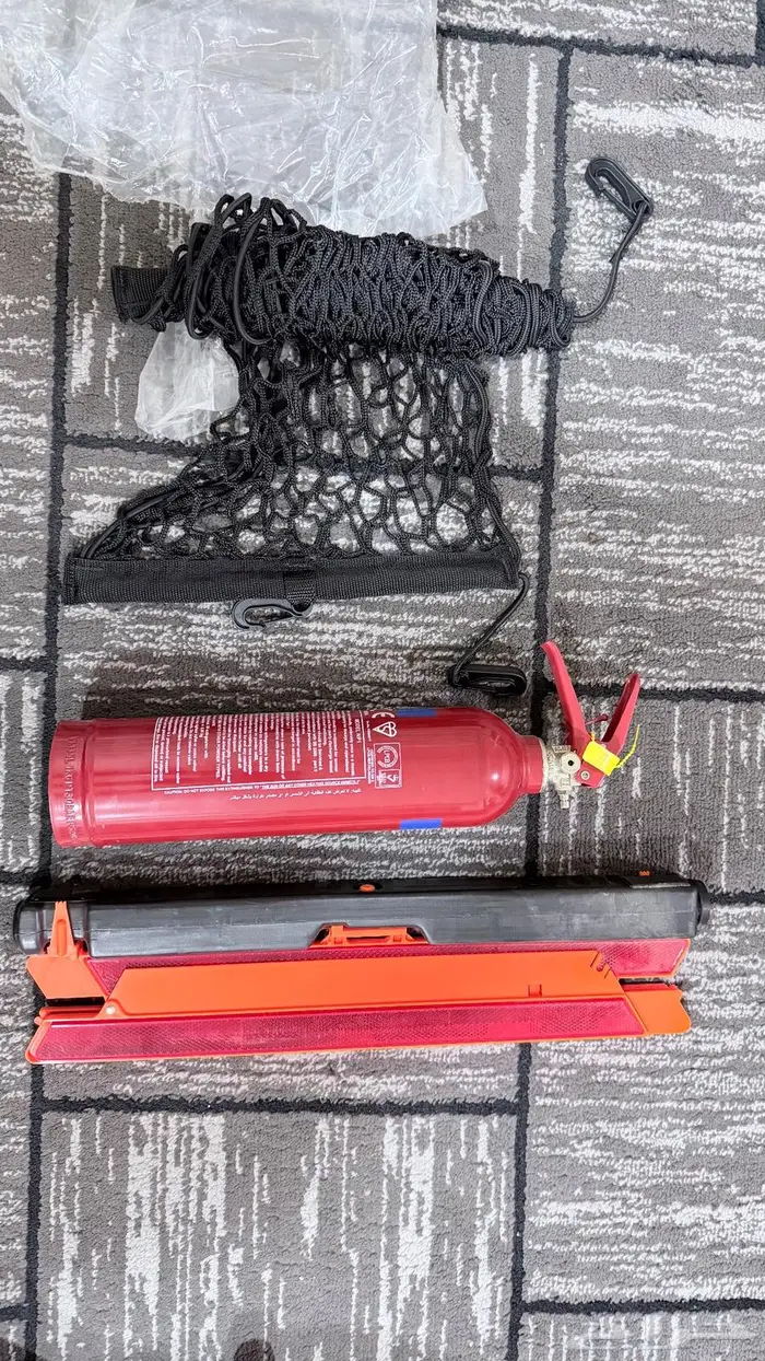 قطع غيار دودج تشالنجر 2015-2023 5