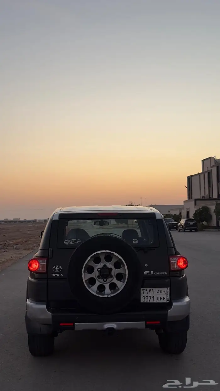 اف جي 2012 للبيع 1