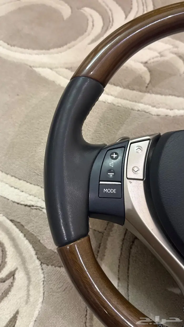 طارات لكزس نظيفه جدا Gs. Es 2