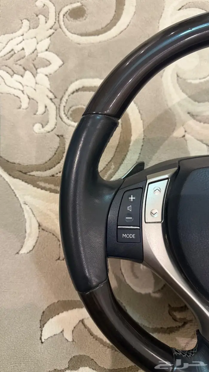 طارات لكزس نظيفه جدا Gs. Es 7