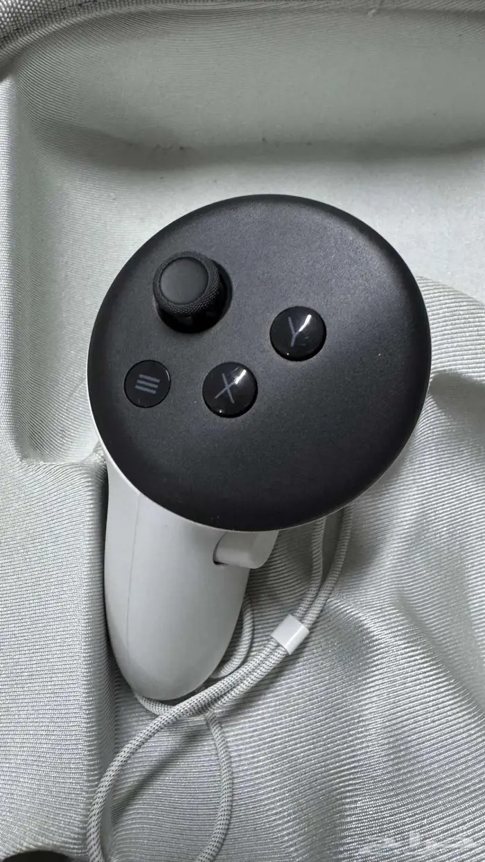 ايادي تحكم ميتا كويست 3 اس meta quest 3S 3