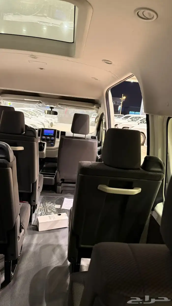 تويوتا باص هايس 2026 ديزل قير عادي 13 راكب باقل سعر للكاش 9