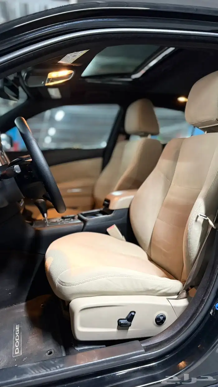 للبيع دوج تشارجر 2012 RT 21