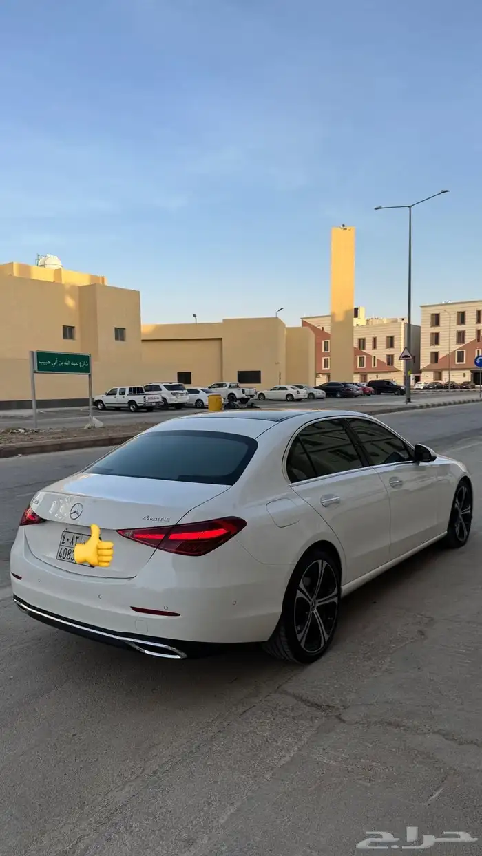 مرسيدس C300 موديل 2024 شبه وكالة 7000 كلم 5