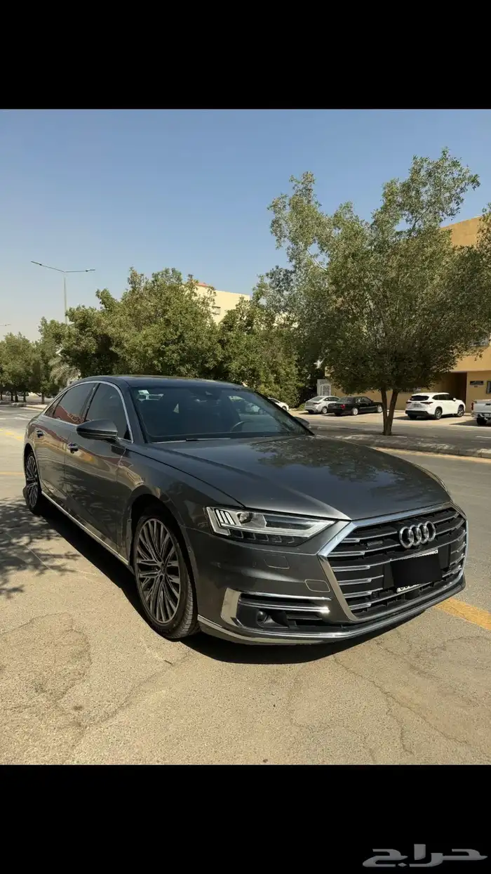 اودي A8L 1