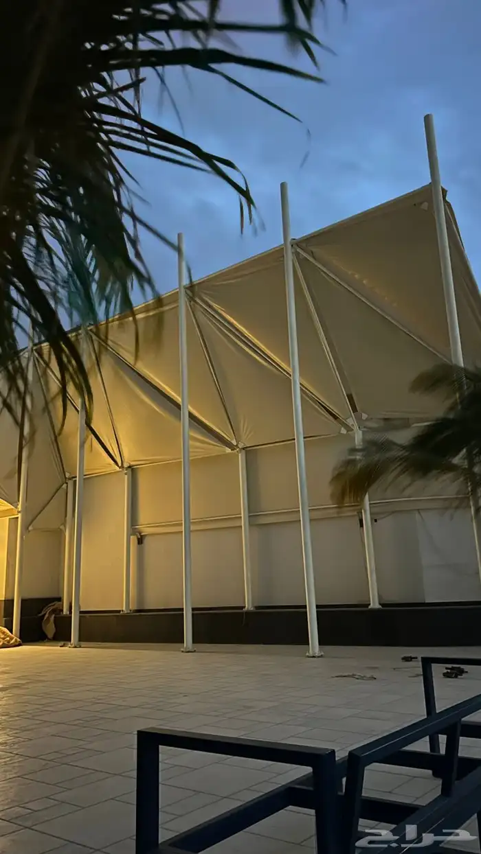 مظلات مثلثات 1