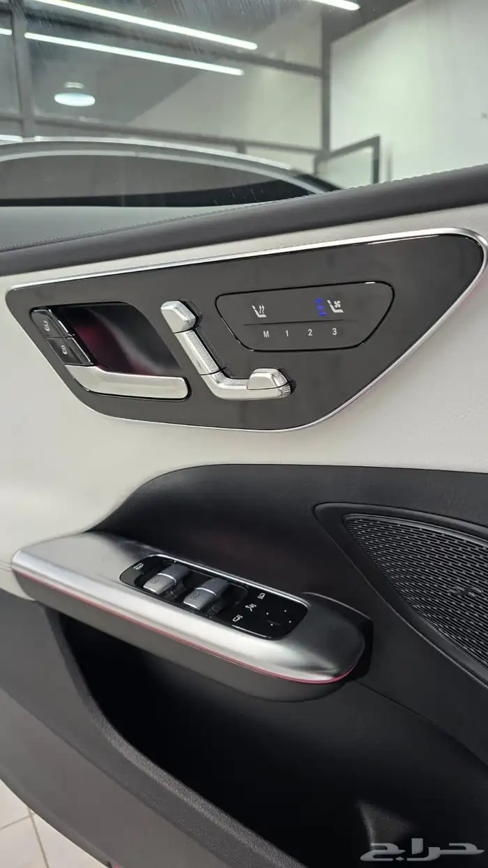 مرسيدس C200 موديل 2025 زيرو 12