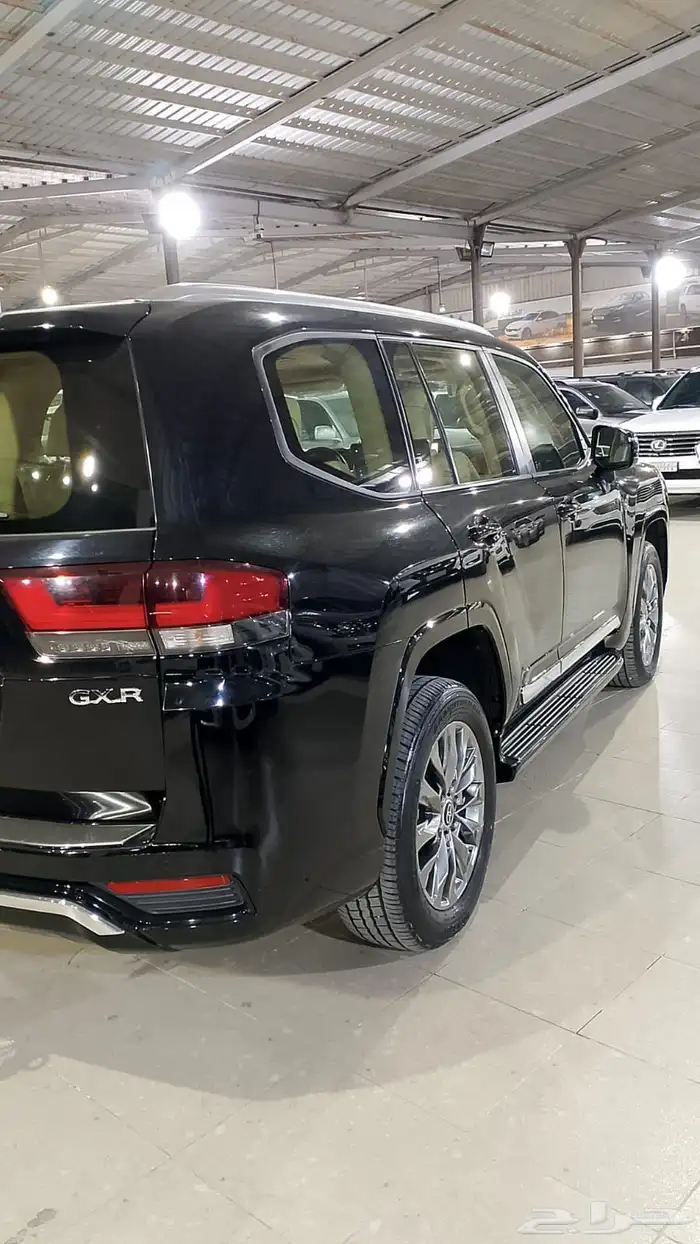 تويوتا لاندكروزر 1