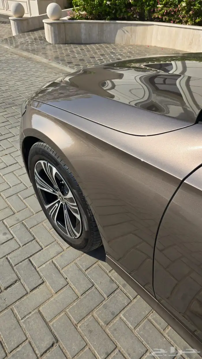 مرسيدس E200 موديل 2024 6