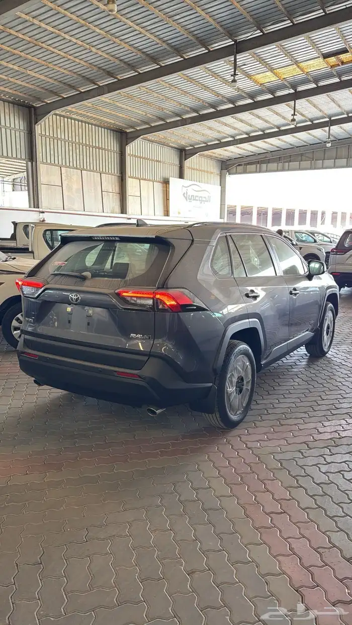 تويوتا راف فور XLE بنزين 2