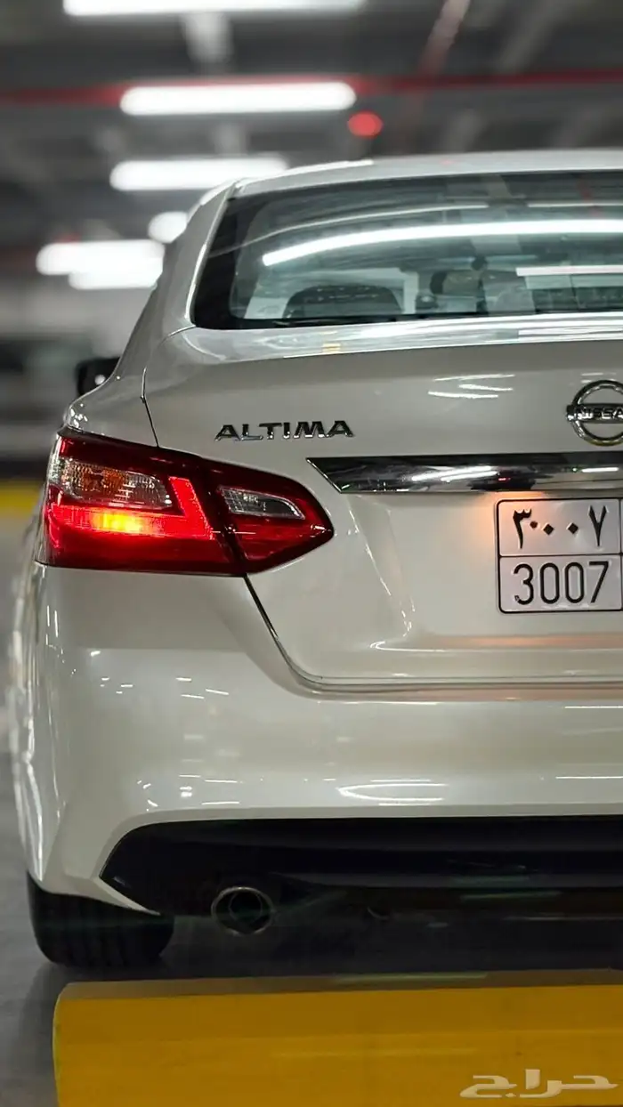 Nissan التيما 2017 قمة النظافة 18