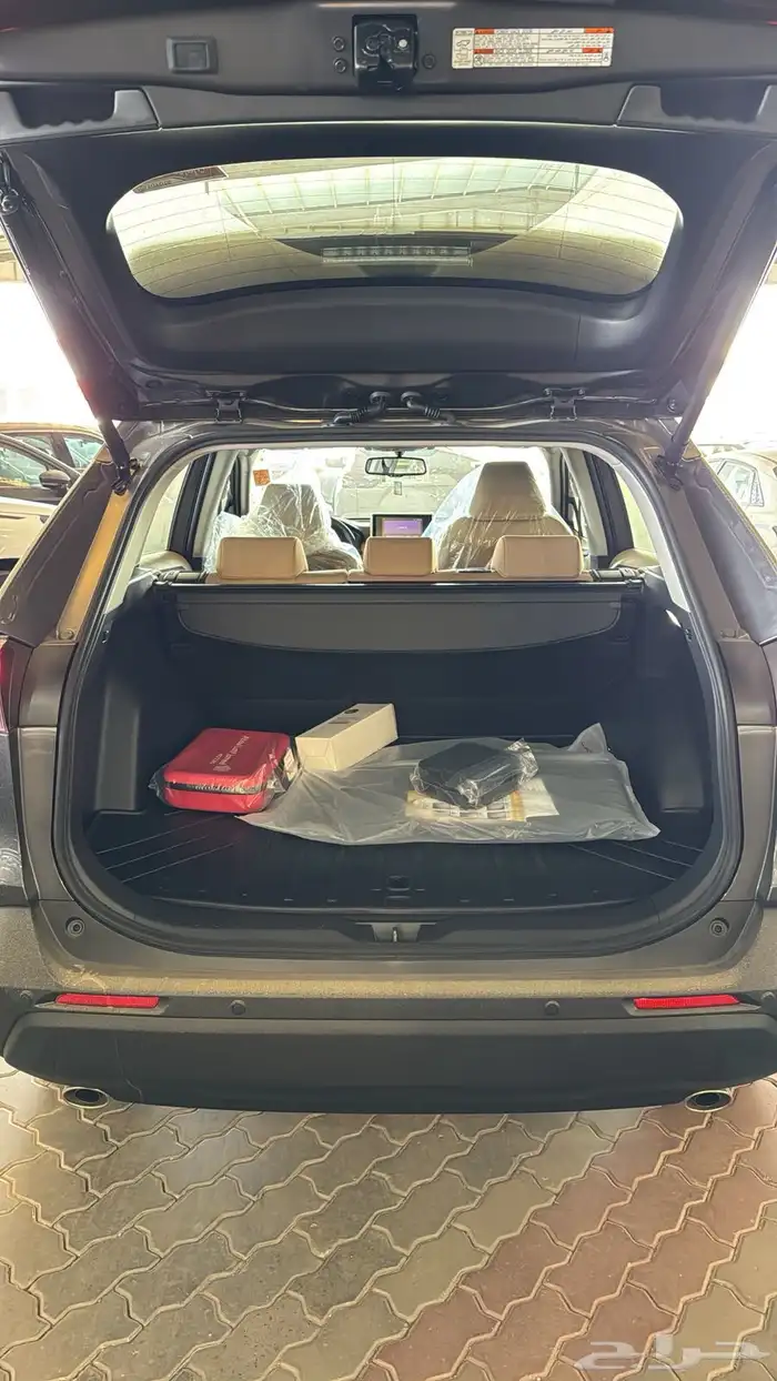 تويوتا راف فور XLE بنزين 12