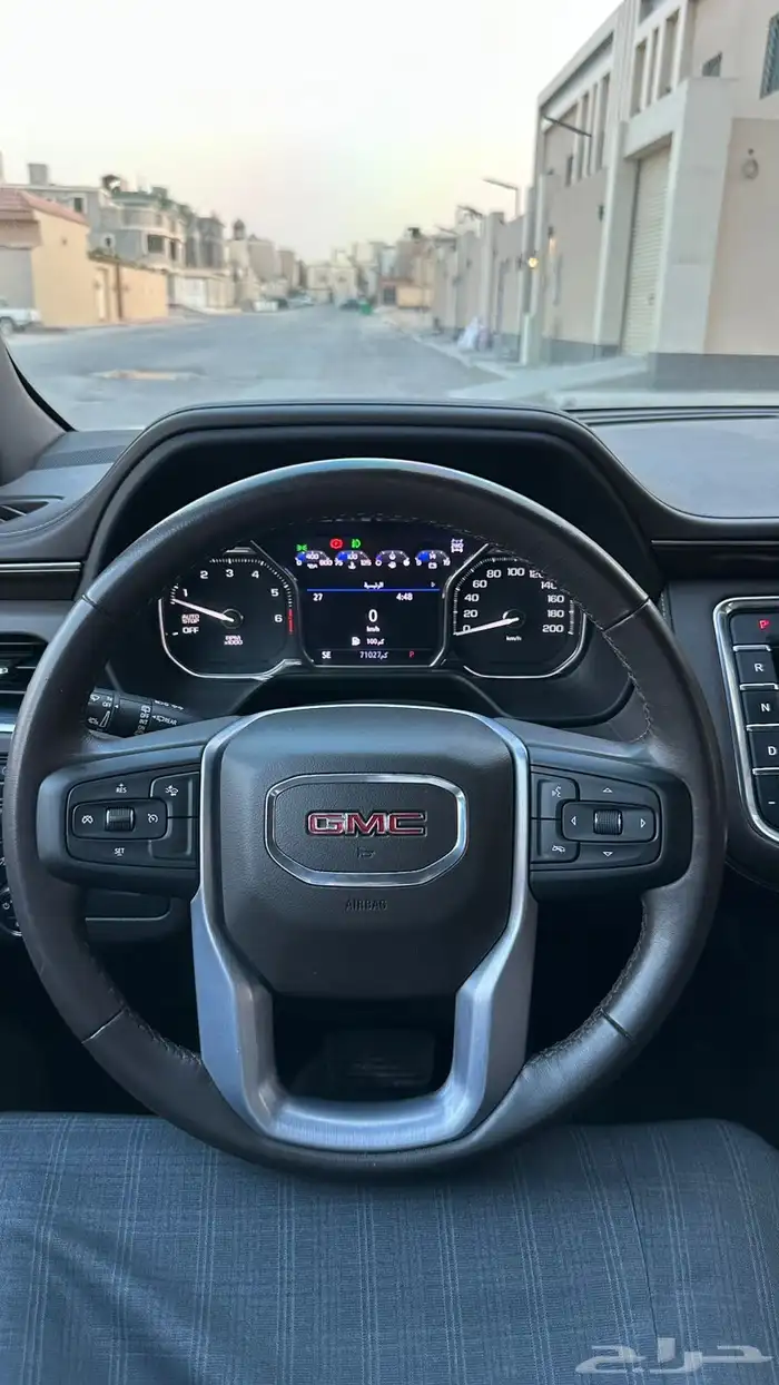 يوكن 2021 SLE دبل مخززن 6