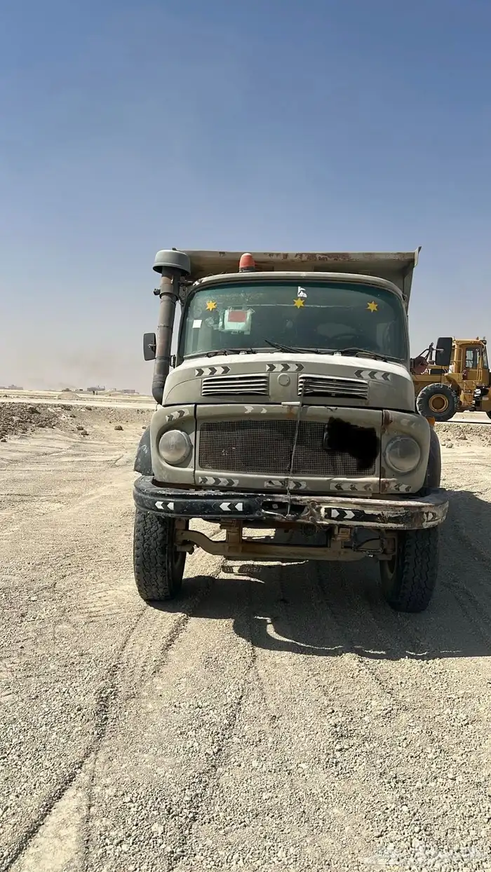 للبيع قلابات سكس مرسيدس بوز 3