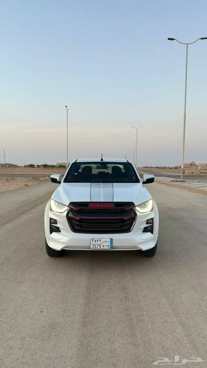 للبيع ايسوزو ديماكس GT موديل 2023 دبل ديزل 0