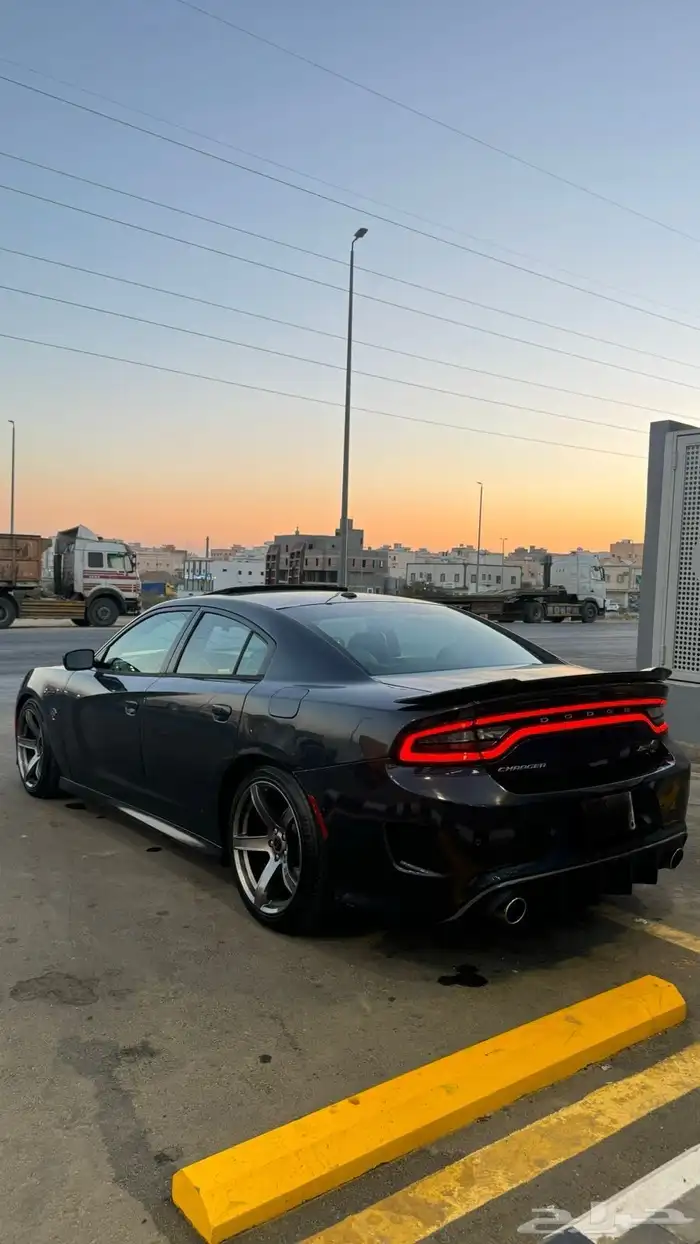 دوج تشارجر 2016 للبيع 8