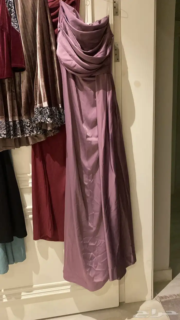 فساتين استخدام 1 قابل للتفاوض 6