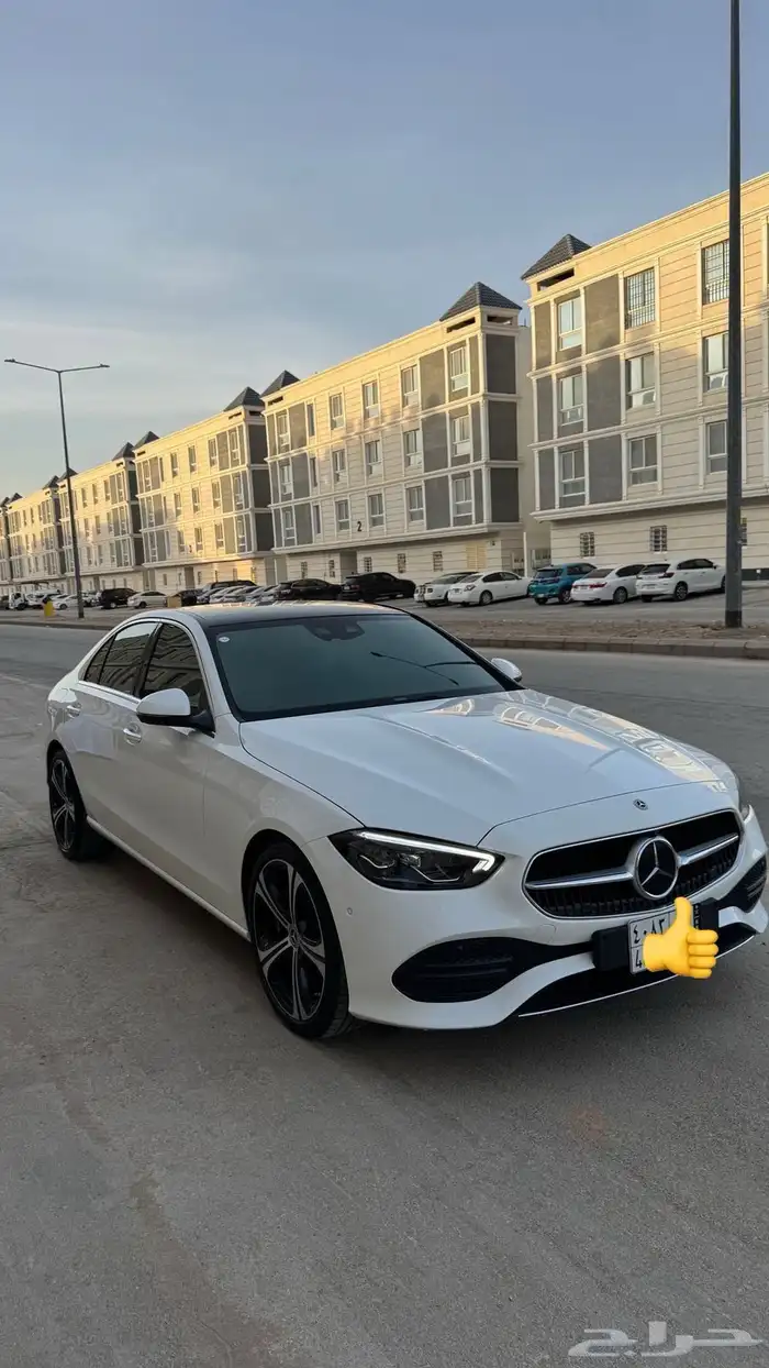 مرسيدس C300 موديل 2024 شبه وكالة 7000 كلم 3