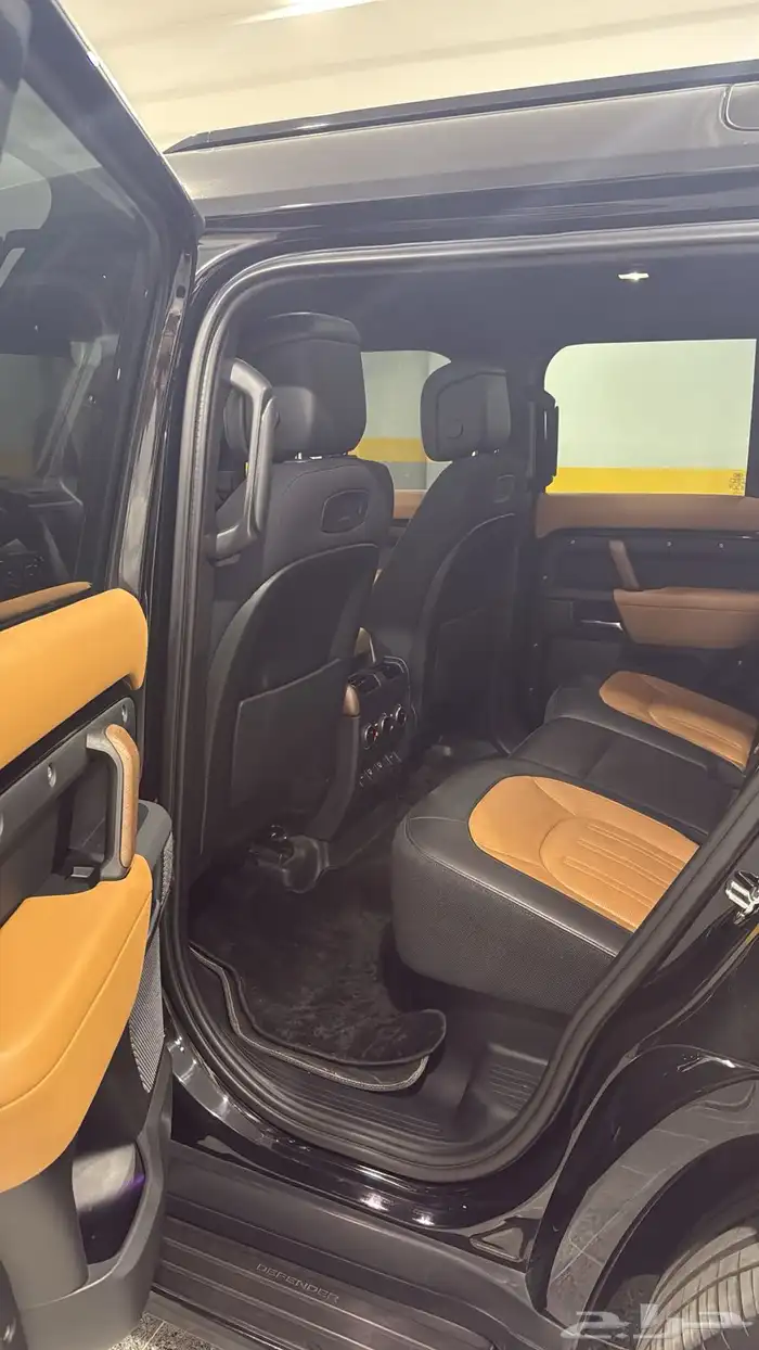 لاند روفر ديفندر x110 موديل 2022 الفردان 13