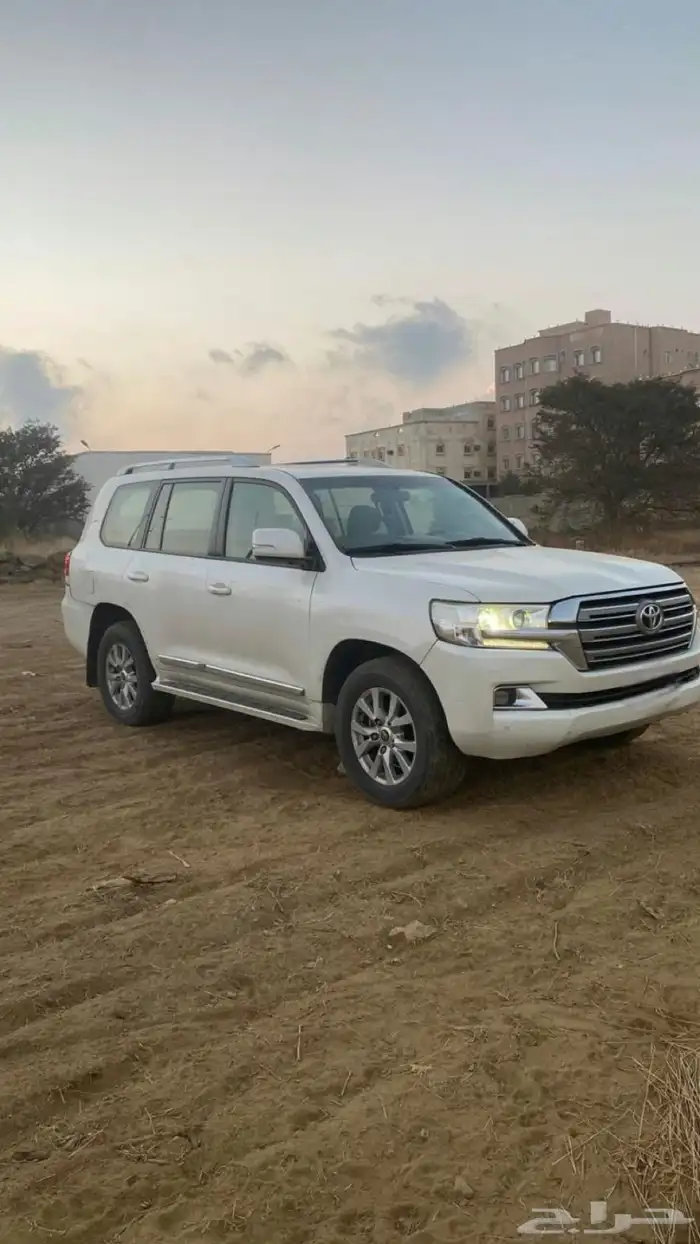 لاندكروزر 2018 ديزل 2
