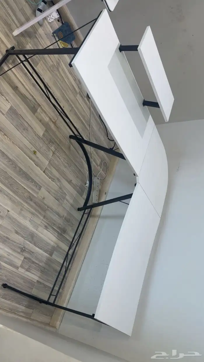 طاولة حرف L جديدة قيمنق 0