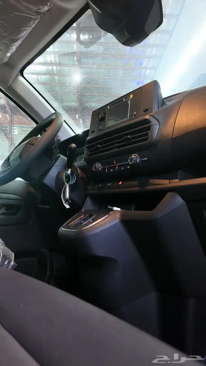 بيجو اكسبيرت 2025 بضاعه سقف عالي 4