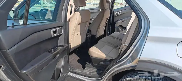 فورد إكسبلورر 2023 مخزن فئة Base محرك 3.3L V6 دفع رباعي AWD 22