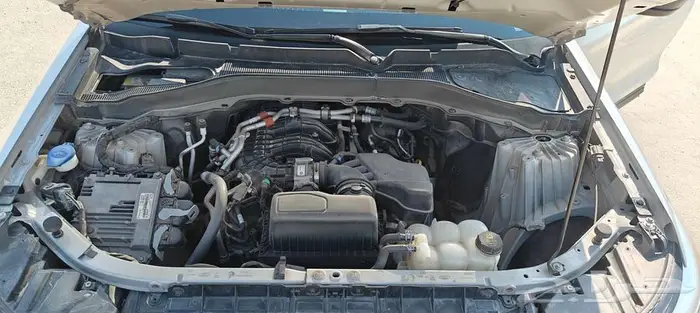 فورد إكسبلورر 2023 مخزن فئة Base محرك 3.3L V6 دفع رباعي AWD 6