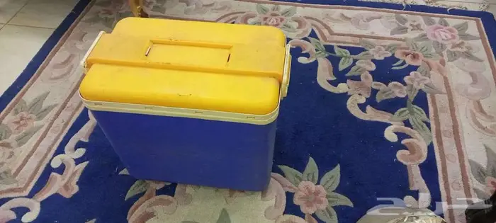 للبيع اثاث متنوع دولاب طاولات مكيف 1