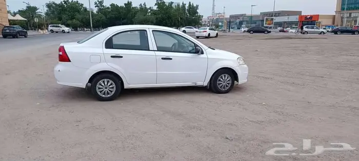 أفيو 2011 نظيفه جدا 1