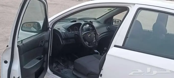 أفيو 2011 نظيفه جدا 5