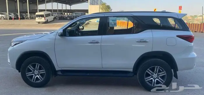 تويوتا فورتشنر 2023 3