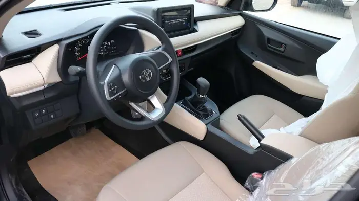 تويوتا يارس واي استاندر 2026 ابيض سعودي عرض خاص 9