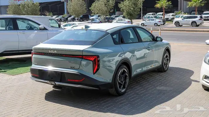 كيا كى 4 نص فل موديل 2026متوفر جميع الالوان كاش اقساط 14