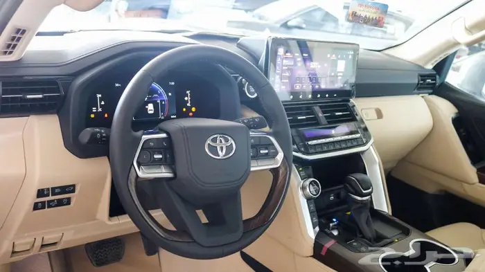 لاندكروزر GXR L4 موديل 2025 بنزين كاش واقساط باقل الاسعار 7