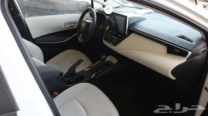 تويوتا كورولا فل كامل 2025 كاش وتقسيط 8