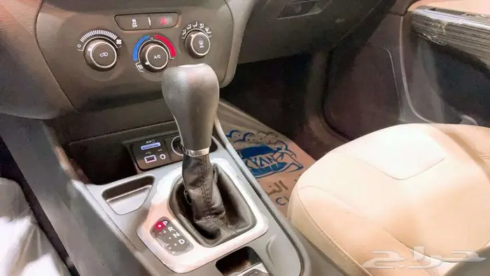 جيب شيروكي سبورت 2016 10