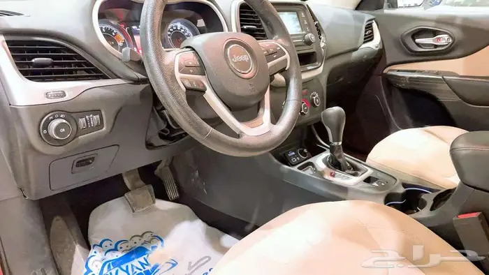 جيب شيروكي سبورت 2016 8