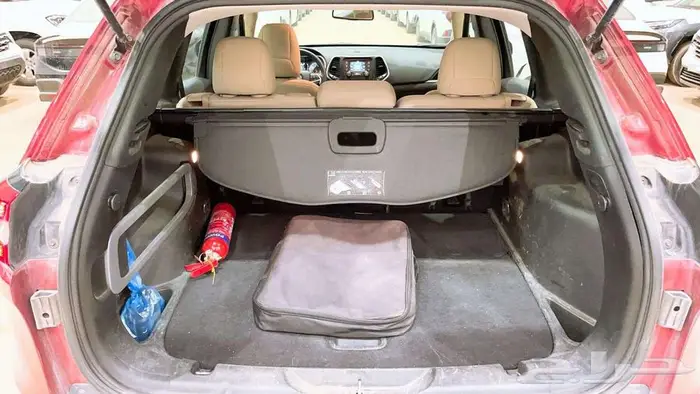 جيب شيروكي سبورت 2016 12