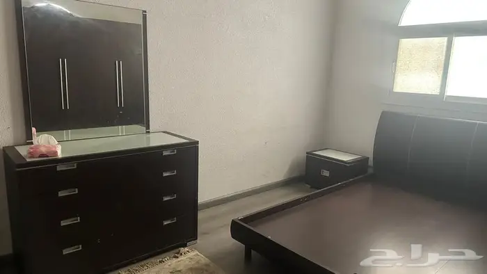 للبيع اثاث منزل شبه جديد 13
