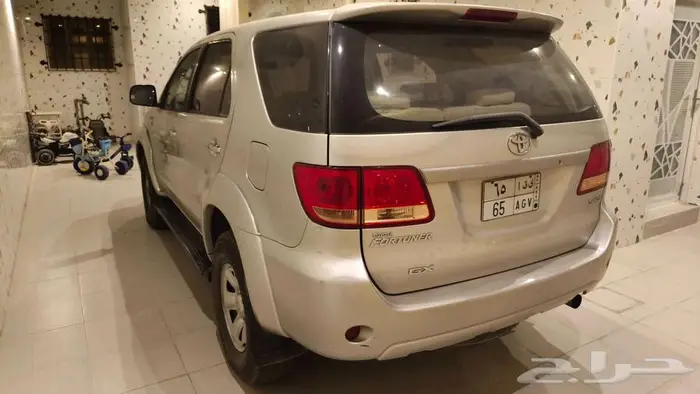 للبيع فورشنر 4 سلندر دبل اتومتيك 2008 2