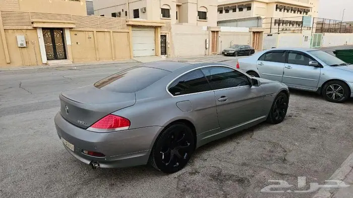 بي ام دبليو الفئة السادسة موديل 2005 7