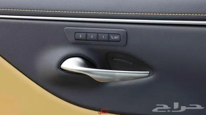 تتوفر فئات لكزس ES اصفار سعودي نظام دفعتين سعودي او نقد 6