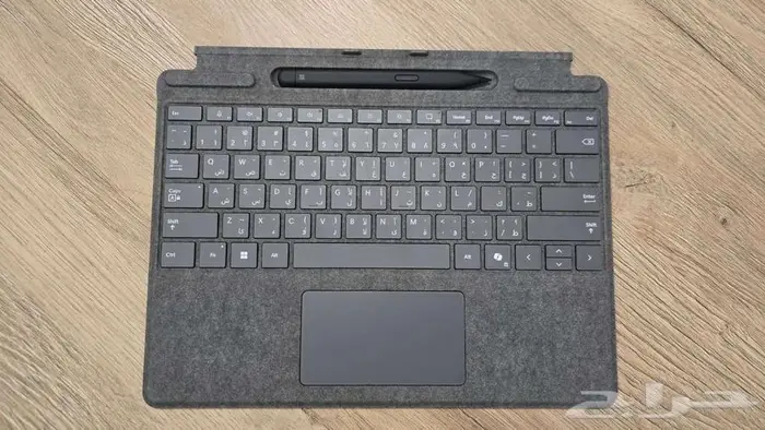 Microsoft surface Pro 11 keyboard and mouse 6