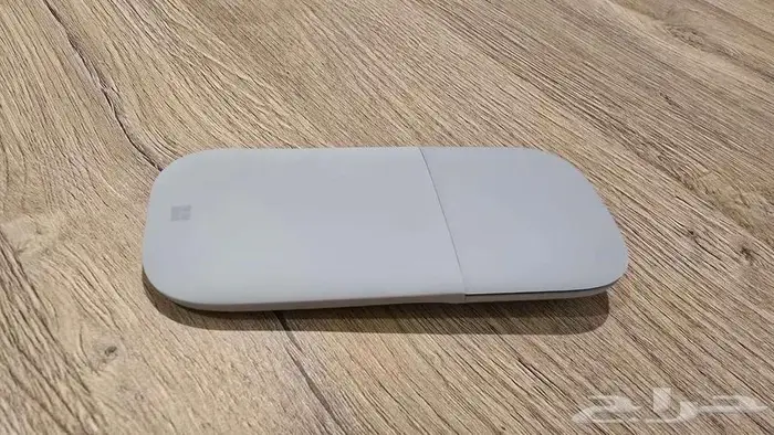 Microsoft surface Pro 11 keyboard and mouse 2