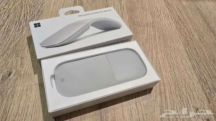 Microsoft surface Pro 11 keyboard and mouse 1