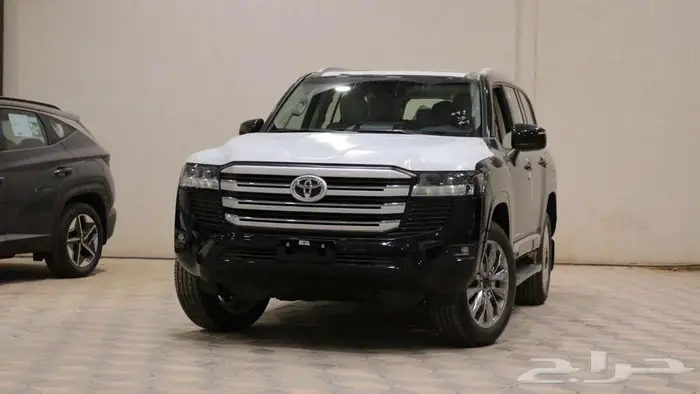 تويوتا لاندكروزر L4 سعودي موديل 2025 كاش و اقساط 4
